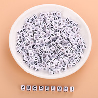 Perles carrées en acrylique alphabet A-Z, tailles 6x6/7x7/8x8/10x10, perles en vrac pour la fabrication de bijoux et accessoires