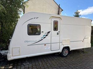 Moderna caravana mini 4x4 de moda, autocaravana ligera todoterreno con capacidad para 4 personas. - Product Image 6
