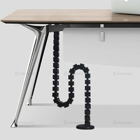 Bureau de direction rond moderne de luxe extensible en aluminium, avec panneau en forme de serpent, chemin de câblage et canalisation de câbles intégrés, robuste
