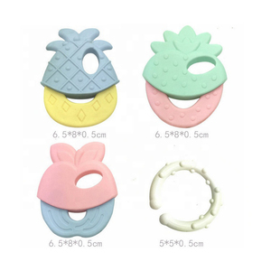 <span class=keywords><strong>Massaggiagengive</strong></span> in <span class=keywords><strong>Silicone</strong></span> Senza BPA per Neonati, Giocattolo da Masticare Morbido e Non Tossico per Bambini 0-12 Mesi - Product Image 2