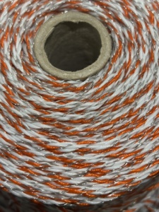 Alambre de Polietileno de Alta Calidad de 3 mm para Cercas Eléctricas Agrícolas, Tratado Térmicamente, con Recubrimiento de Superficie, Resistente a los Rayos UV, Impermeable, Fácil de Montar - Product Image 5