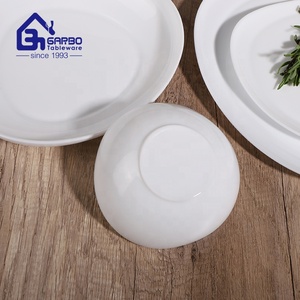 Accueil Vaisselle Plat en Verre Résistant à la Chaleur Steak Salade Sushi Petit Déjeuner Assiette de Service 7inch Opal Glass Plate Triangle Plain White - Product Image 6