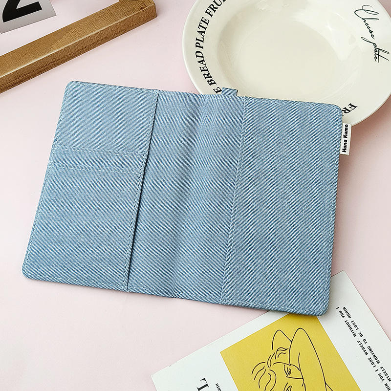 สีน้ำเงิน (มีเครื่องหมาย)