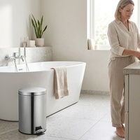 Prix bas poubelle en acier inoxydable pied rond marche salle de bain 7 litres poubelle avec couvercle