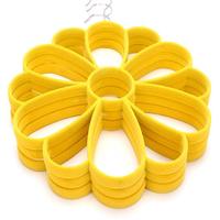 Cintres en tissu en forme de fleurs pour hijabs et serviettes, lot de 3, flexibles pour l'organisation des armoires d'hôtel