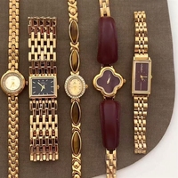 Montre Femme Goldie Tendance Mode Ankara Rouge, Quartz Haut de Gamme, Rétro Simple
