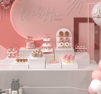 Cube en acrylique personnalisé Présentoir à gâteaux et desserts pour l'organisation de la boîte de présentation des aliments de table de buffet