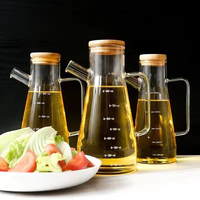 Diskon besar Pot minyak kaca borosilikat tinggi, botol minyak zaitun, botol minyak kaca dengan tutup bambu 500ml 900ml 1000ml untuk memasak di dapur