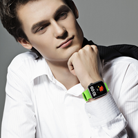 Smartwatch Bracelet de Sport Étanche Diamant Carré en Métal Boucle Bracelet de Montre en Silicone pour Apple Watch Band Ultra 9 \ 8 \ 7 \ 6 \ 5 \ 4 SE