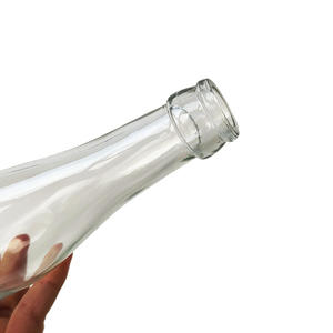 Großhandel Maßgefertigte Zylindrische Runde Lagerware Klare Glas 250ml Kork-Bierflaschen für Saft, Milch, Wein & Spirituosen - Product Image 2