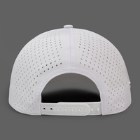 Logotipo bordado personalizado Rendimiento Imán Sombrero de golf A prueba de agua Snapback Gorra de ajuste hidrofóbico Sombrero de golf con fabricante de bolas magnéticas