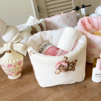 Boîte de rangement de bureau en tissu doux à motif nœud, couleur rose, imprimé nœud, ouverture supérieure, grand espace pour maquillage, bibelots et accessoires capillaires