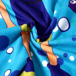 En stock, vente en gros, serviette <span class=keywords><strong>de</strong></span> voyage carrée en polyester à capuche motif dessin animé, peignoir <span class=keywords><strong>de</strong></span> <span class=keywords><strong>bain</strong></span> pour <span class=keywords><strong>bébé</strong></span>, serviettes <span class=keywords><strong>de</strong></span> <span class=keywords><strong>bain</strong></span>, serviette <span class=keywords><strong>de</strong></span> plage en microfibre pour enfants - Product Image 4