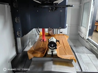 Centre d'usinage CNC 5 axes de haute qualité, machine de fraisage CNC verticale 3 axes Vmc1060