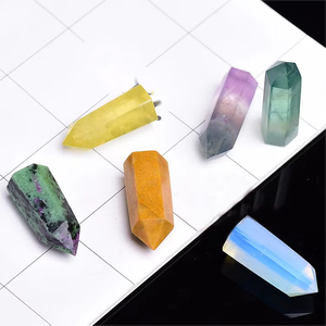 Baguette hexagonale de guérison à un point Tour de pierres polies pour la décoration intérieure Baguette en cristal avec élément d'amour Feng Shui - Product Image 1