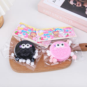 Sandwich Biscuit EVA Caoutchouc Souple Squeeze Vent Pincement Simulation Alimentaire Jouer Décompression Jouet - Product Image 4