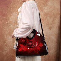 Tas pangsit portabel wanita modis, tas selempang gaya baru 2026 desain mawar tiga dimensi bahan PU 2-2, 9l