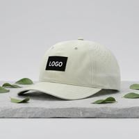 Casquette de baseball sportive en nylon Richardson 226 personnalisée, imperméable, avec trous découpés au laser, étiquette tissée haute performance, perforée, pour le golf