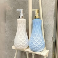 Bouteilles de savon liquide pour les mains en plastique de grande capacité 1000 ml, design spécial