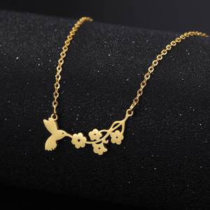 Collana in Acciaio Inossidabile con Ciondolo a Forma di Uccello e Fiore Myshape, Regalo Anniversario Romantico e Fantasioso, Gioiello per Uomo e Donna - Product Image 1