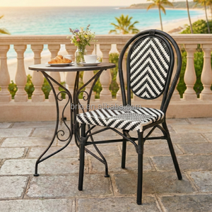 <span class=keywords><strong>Chaise</strong></span> <span class=keywords><strong>de</strong></span> bistrot directement <span class=keywords><strong>de</strong></span> l'usine, siège et dossier en PE tressé noir et blanc, structure en aluminium pour usage intérieur/extérieur, lot <span class=keywords><strong>de</strong></span> 1, vente en gros - Product Image 4