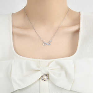 Collana KISSWIFE Numero 8 Amore <span class=keywords><strong>Infinito</strong></span> con Diamanti Incastonati, Ciondolo Minimalista Simbolo <span class=keywords><strong>Infinito</strong></span> di Möbius, Gioielli alla Moda - Product Image 6