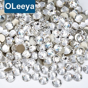 OLeeya Promotion 2028 Strass en verre à dos plat non thermocollants Crystal AB pour robes de mariée et artisanat DIY - Product Image 1
