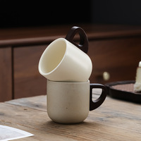 Tasse à expresso et soucoupe en céramique en grès rétro exquis de 150ml avec plateau pour latte domestique et eau pour les cadeaux de tasses à lait