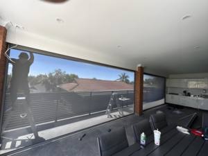 Store électrique extérieur - Rail de guidage zippé en aluminium résistant au vent, store intelligent pare-soleil - Product Image 3