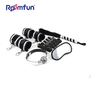 OEM высококачественные фиксаторы для кровати кнут наглазник кляп наручники манжеты на лодыжку SM бондаж секс-игрушка набор аксессуаров для пары