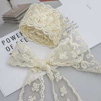 Dentelle en maille de polyester beige hydrosoluble à motif floral brodé – Rubans DIY pour emballage de boîtes cadeaux et décoration de cheveux