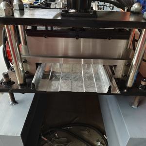 Machine de formage à rouleaux à joint debout, machine de fabrication de tôles de <span class=keywords><strong>toiture</strong></span> métalliques pour <span class=keywords><strong>toiture</strong></span> - Product Image 4