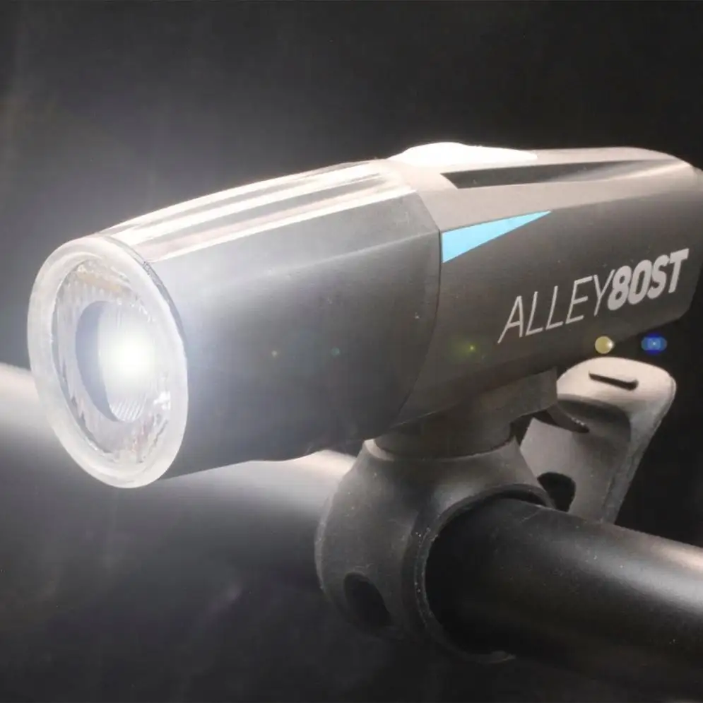 Vendita Flash professionale stvzo bike light USB ricaricabile 80 lux con sensore intelligente