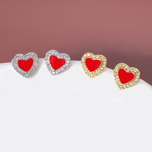 Boucles d'oreilles clous cœur personnalisées en émail de différentes couleurs, bordure micro-pavée de zircon, boucles d'oreilles cœur en émail rouge, bijoux de mode pour femmes - Product Image 3