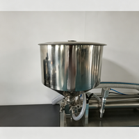 Machine de distribution de liquides semi-automatique à piston pneumatique avec commande par pédale pour le remplissage de bouteilles d'huile alimentaire et de vin