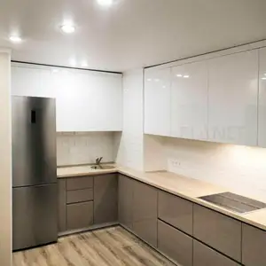 Fabrika fiyat kaliteli çağdaş parlak Modern tasarım mutfak dolabı laminasyon mutfak dolabı komple