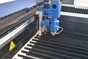 เครื่องแกะสลักคริสตัลอะคริลิคเครื่องตัดเลเซอร์ CO2 CNC 1325 เครื่องตัดผ้า CO2 สําหรับใช้ในบ้านในราคาประหยัด - Product Image 4