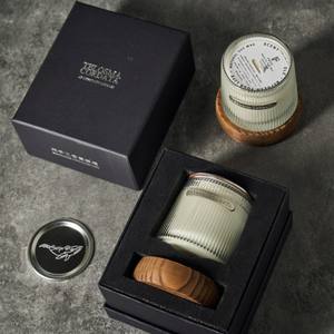 Bougie en cire de soja parfumée faite à la main avec logo personnalisable pour la décoration de la maison, les anniversaires, les mariages, les fêtes et les occasions - Product Image 2