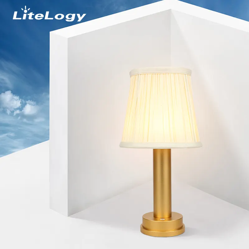 Nordic home decor enti alumin di base lampada da tavolo lampada del panno ombra Albergo camera da letto Comodino Scrivania Luce bambini che vivono lampade per camera