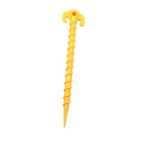 Estaca de suelo de plástico amarillo de alta visibilidad para fijar toldos de playa y tapetes, equipo para exteriores - Product Image 2