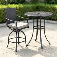 Ensemble de meubles de bar d'extérieur en rotin PE, tabourets de bar pivotants, table de bar ronde en métal, coussins d'assise haute densité