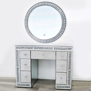 Coiffeuse avec miroir LED Vanity Girl avec miroir - Product Image 1