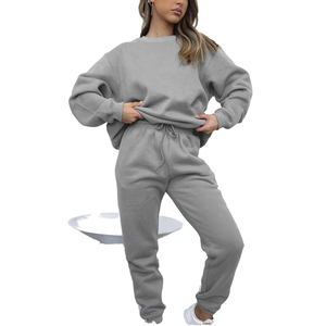 Chándal de poliéster 100% con logotipo personalizado, trajes informales de 2 piezas de gran tamaño, sudadera de manga larga, pantalones para correr, transpirables para primavera - Product Image 4