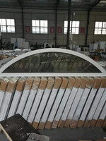 Fenêtres demi-rondes en PVC avec cadre, fenêtres cintrées avec motif de grille