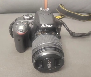 Cámara <span class=keywords><strong>Nikon</strong></span> <span class=keywords><strong>D3300</strong></span> de Buena Calidad con Lente Básico de 18-55 mm, Cámara Completa Lista para Usar - Product Image 3