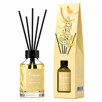 Collection de diffuseurs à bâtonnets 100 ml sous marque privée, huile parfumée florale fruitée avec flacon en verre pour marques de décoration intérieure