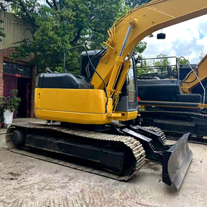 รถขุดตีนตะขาบมือสอง Komatsu PC138us ของแท้จากญี่ปุ่น น้ำหนัก 13.8 ตัน ราคาถูก พร้อมเครื่องยนต์ ปั๊ม และลูกปืนของแท้ ลดราคาพิเศษ - Product Image 1