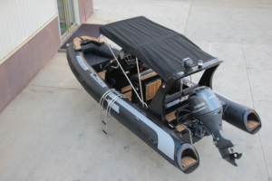 Prix d'usine <span class=keywords><strong>Bateau</strong></span> semi-rigide à coque en fibre de verre de 19 pieds, <span class=keywords><strong>gonflable</strong></span>, en Hypalon PVC, à fond en V profond, <span class=keywords><strong>avec</strong></span> certification CE - Product Image 4