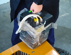 Pièces de tondeuses à <span class=keywords><strong>gazon</strong></span>, chargeurs, cisailles, télécommandes, pelles à neige et batteries de haute qualité et abordables sont tous en vente. - Product Image 3