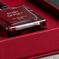 Boîte cadeau parfumée rouge de qualité supérieure personnalisée et boîte magnétique pour parfum avec boîte en papier parfumé et boîte d'emballage pour parfum
